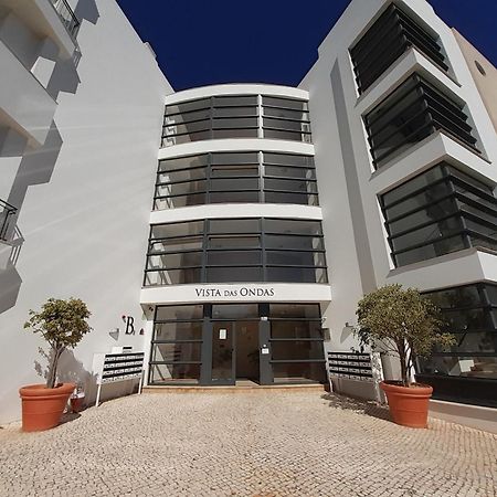 Appartement Charming Flat 10 Min Walk To Beach à Albufeira Extérieur photo