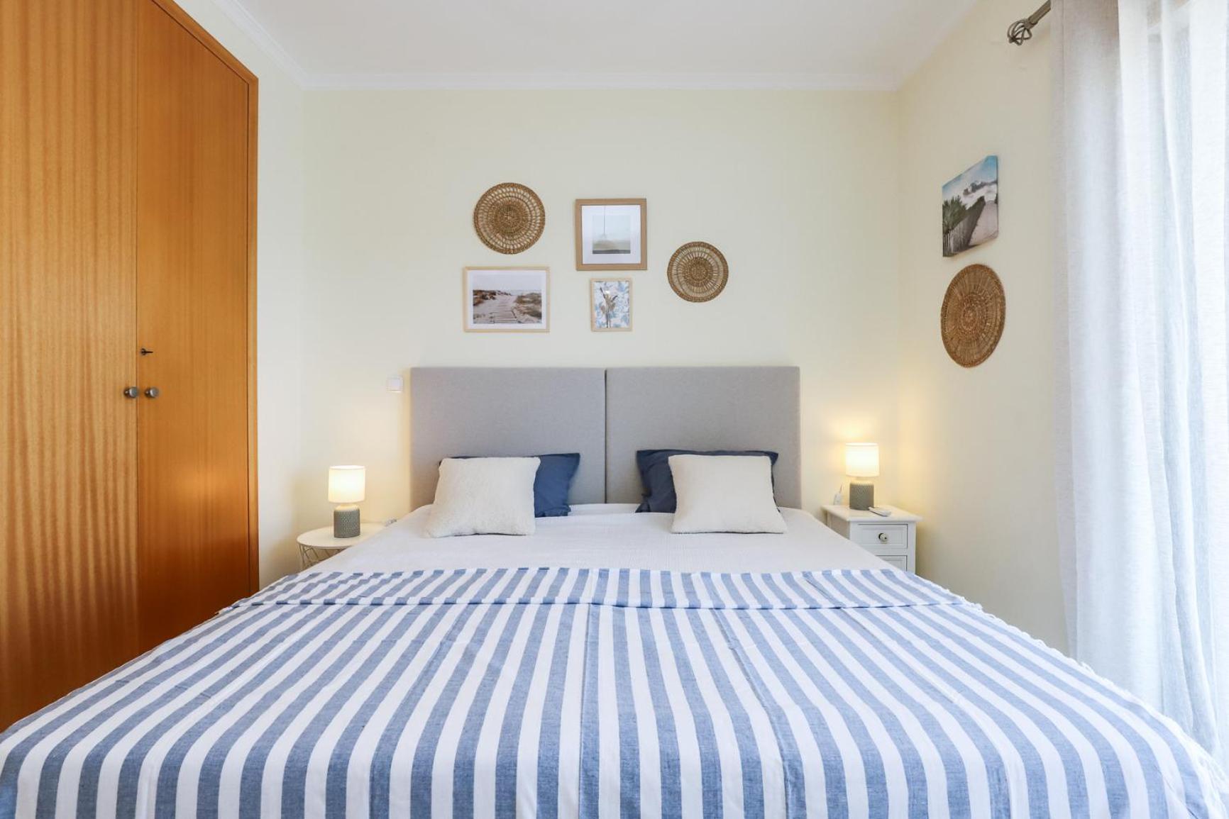 Appartement Charming Flat 10 Min Walk To Beach à Albufeira Extérieur photo